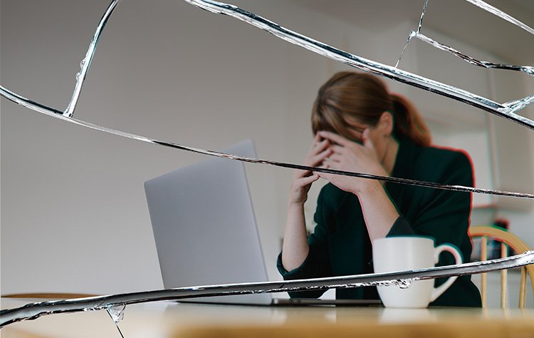 Shattering the Glass-ceiling with Motherhood and Entrepreneurship Shattering Glass Ceiling