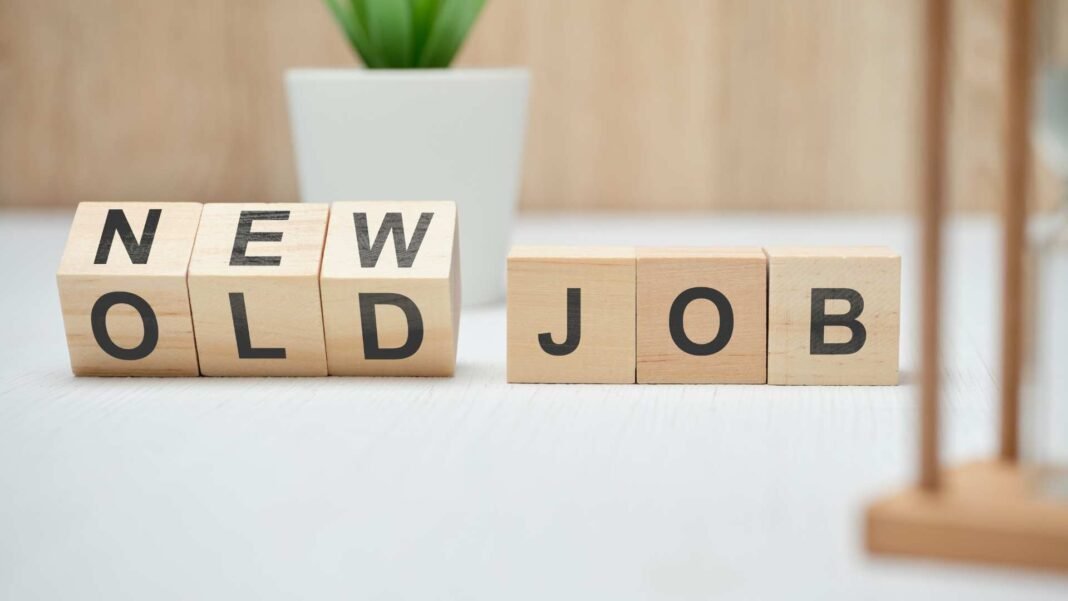 Navigating Job Changes: Avoiding Common Pitfalls job changes