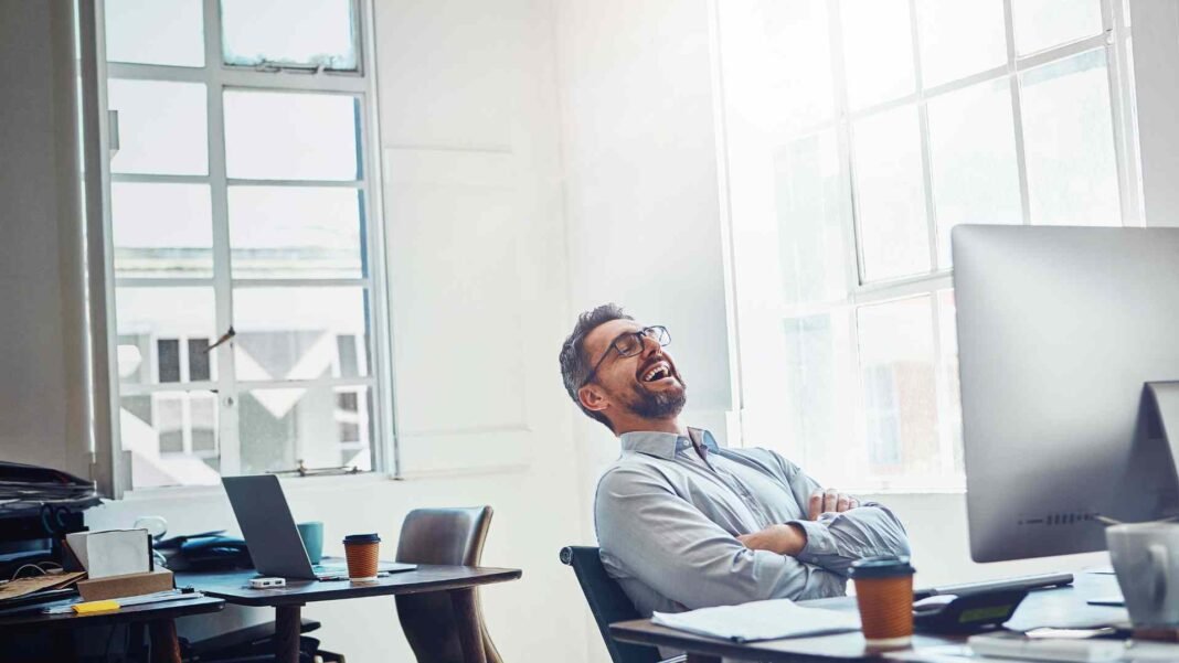 Say Goodbye to Stress: 7 Powerful Mindfulness Ways into Your Workday Mindfulness ways