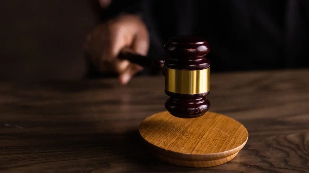 Court Imposes Woman a Fine of Dh5,000 for Damaging Husband Clothes Court Imposes Woman a Fine