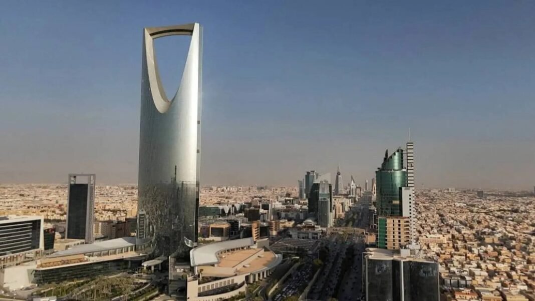 Saudi Arabia’s Economy Gets IMF Boost to 4.5% Growth IMF upgrades Saudi growth